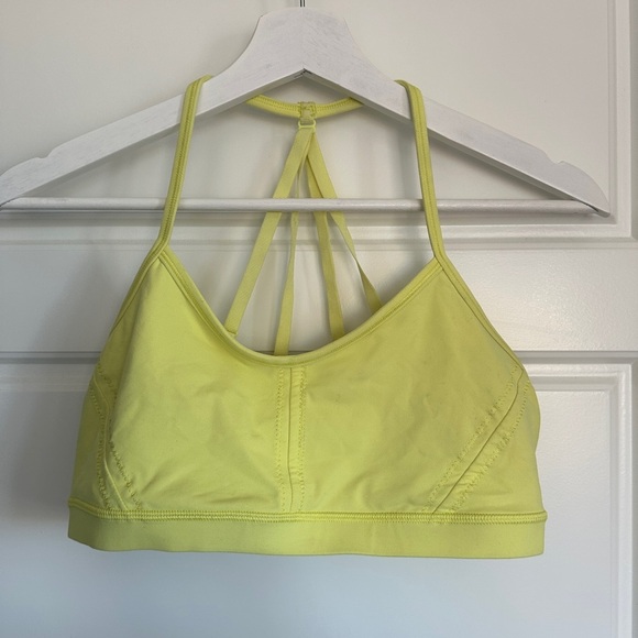 Lululemon Athletica Yellow Breathe Easy Sports Bra - Picture 2 of 3
